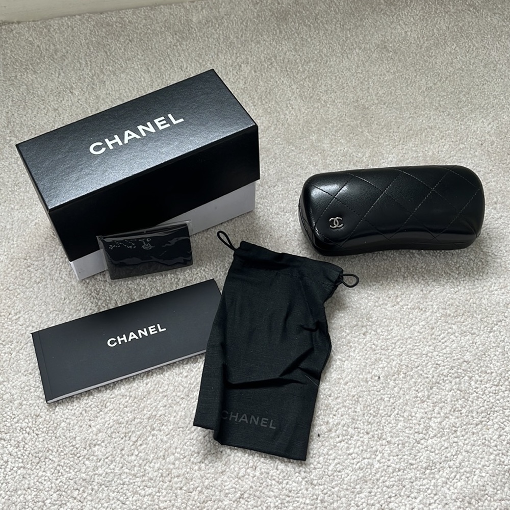 Chanel Sunglasses - Picture 6 of 6